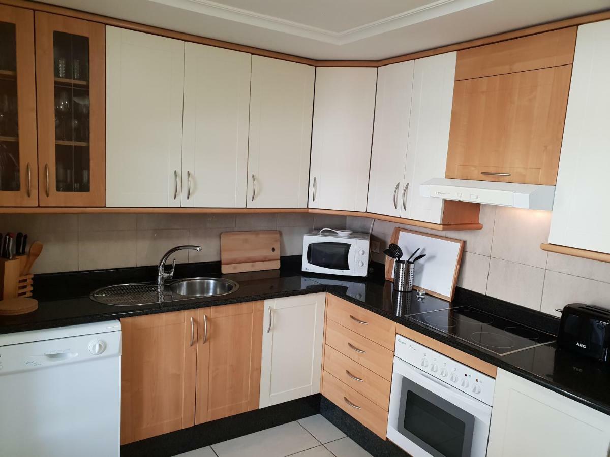 Terrazas Del Duque 2, Terrace, Sea View, Only 300 M To Beach, Heated Pool, Air Conditioning, Wifi Internet, Dishwasher, Washing Machine Costa Adeje  Ngoại thất bức ảnh