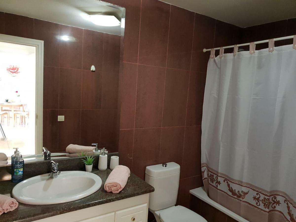 Terrazas Del Duque 2, Terrace, Sea View, Only 300 M To Beach, Heated Pool, Air Conditioning, Wifi Internet, Dishwasher, Washing Machine Costa Adeje  Ngoại thất bức ảnh
